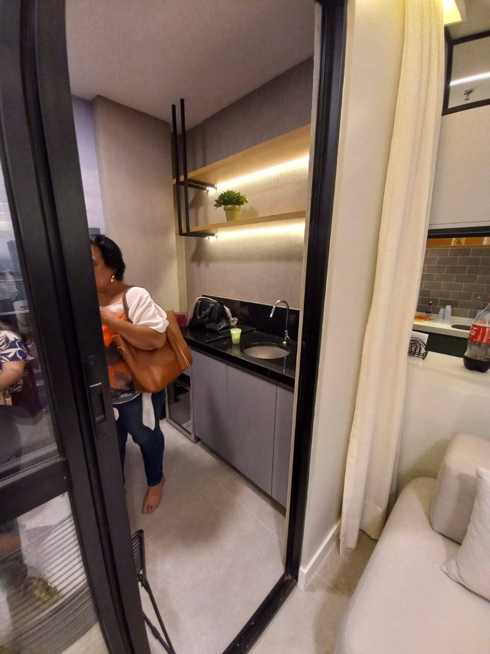 Apartamento à venda com 2 quartos, 57m² - Foto 13
