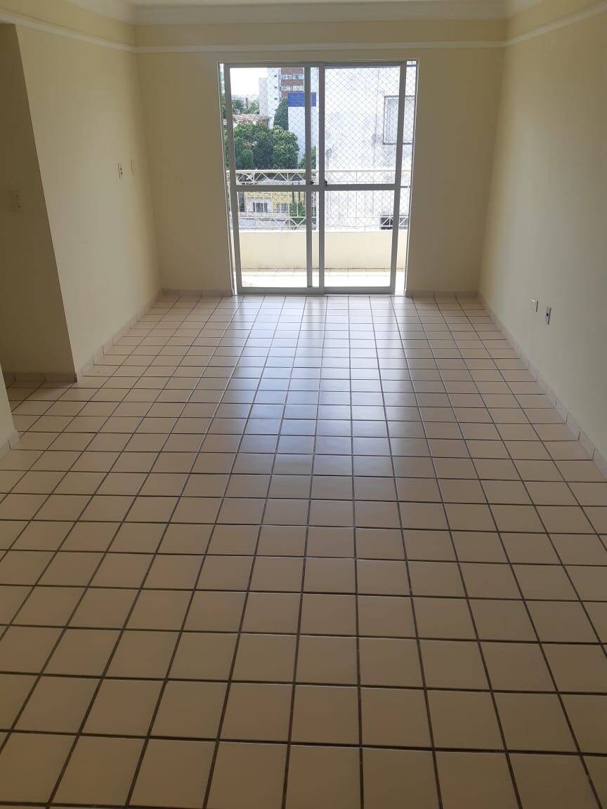Apartamento à venda com 3 quartos, 82m² - Foto 1