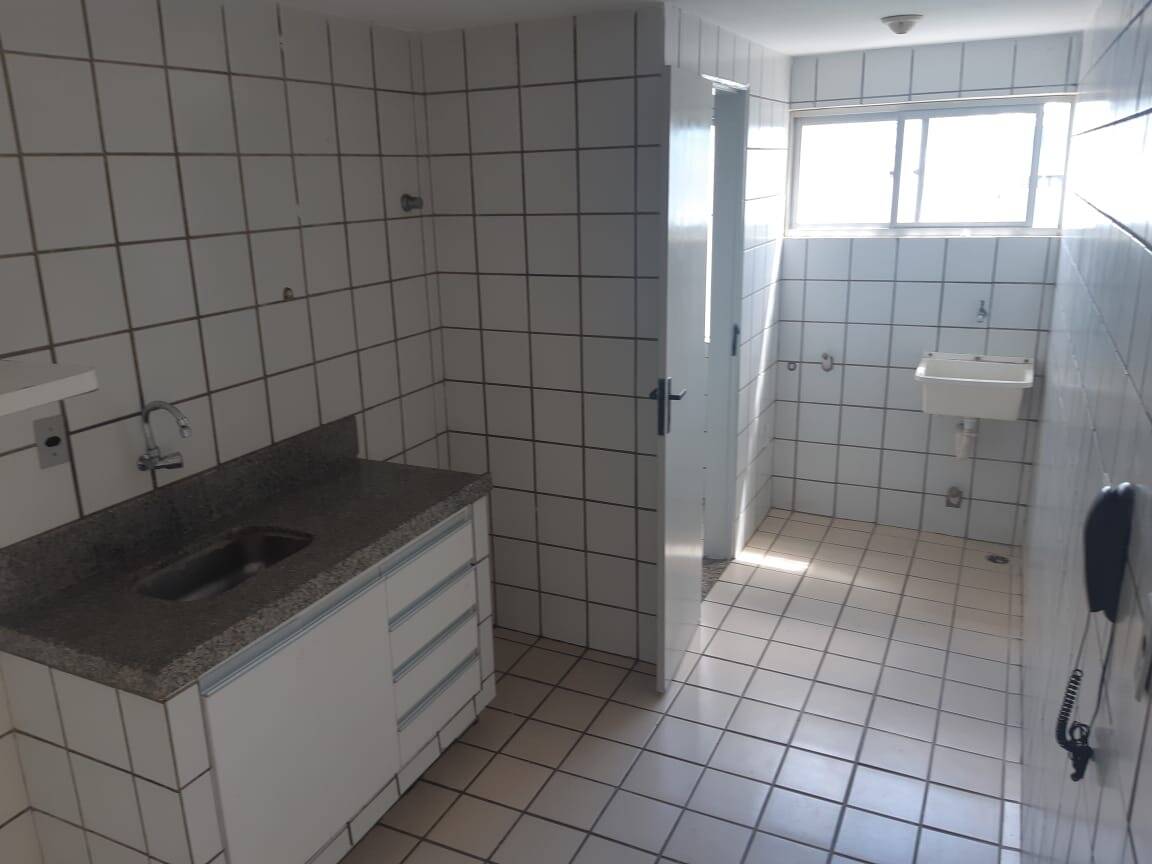 Apartamento à venda com 3 quartos, 82m² - Foto 11
