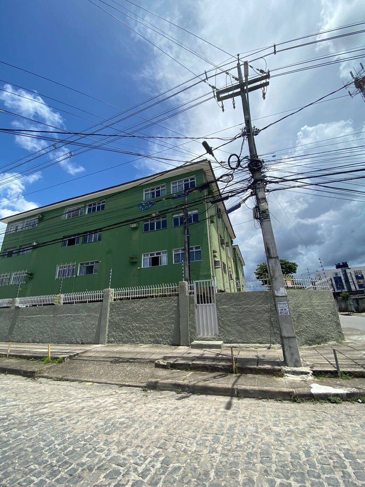 Apartamento à venda com 3 quartos, 82m² - Foto 1