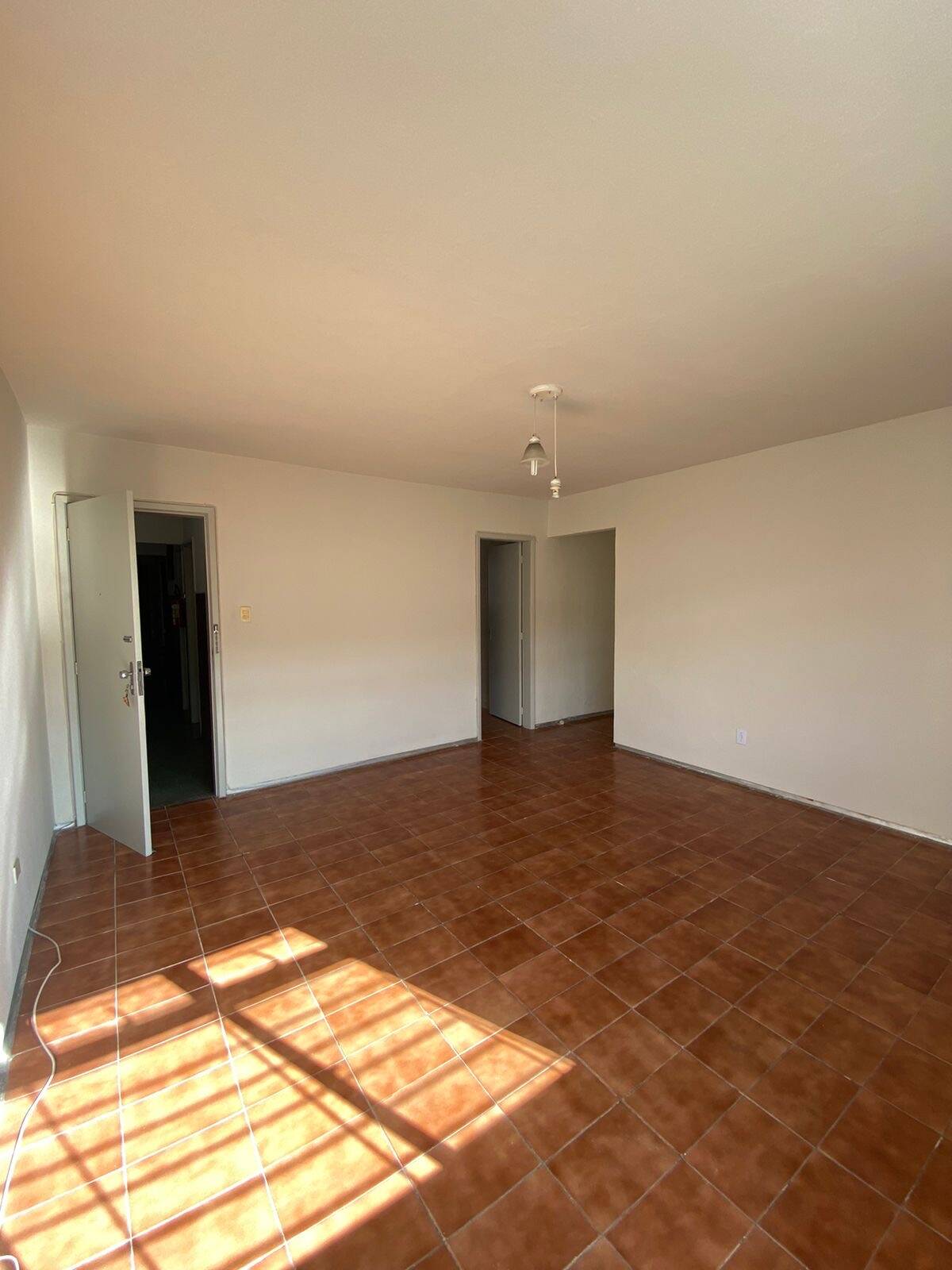 Apartamento à venda com 3 quartos, 82m² - Foto 9