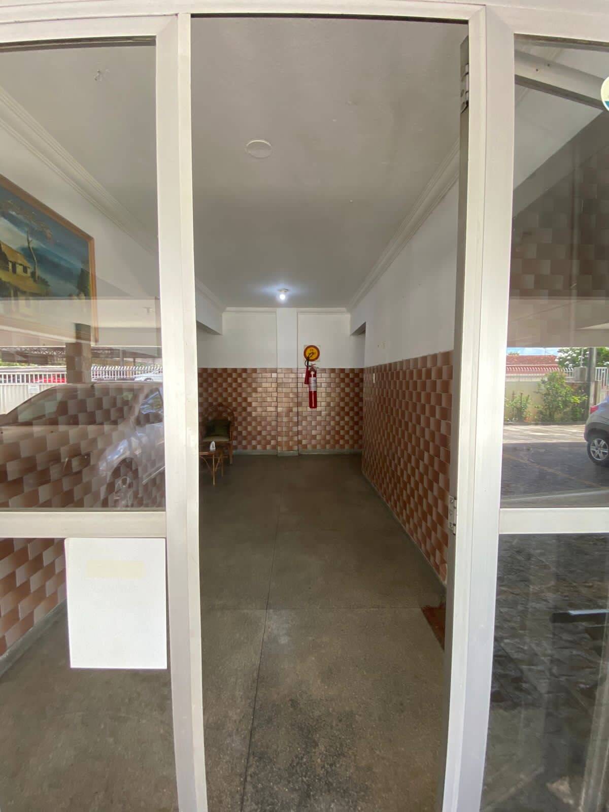 Apartamento à venda com 3 quartos, 82m² - Foto 12