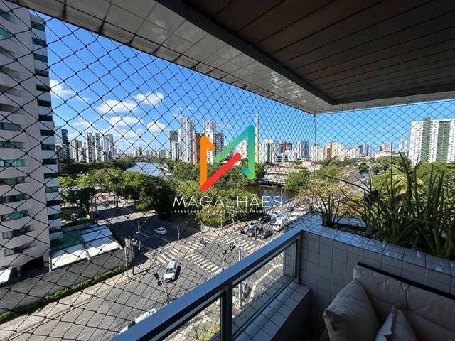Apartamento Usado para Venda em Recife - 1