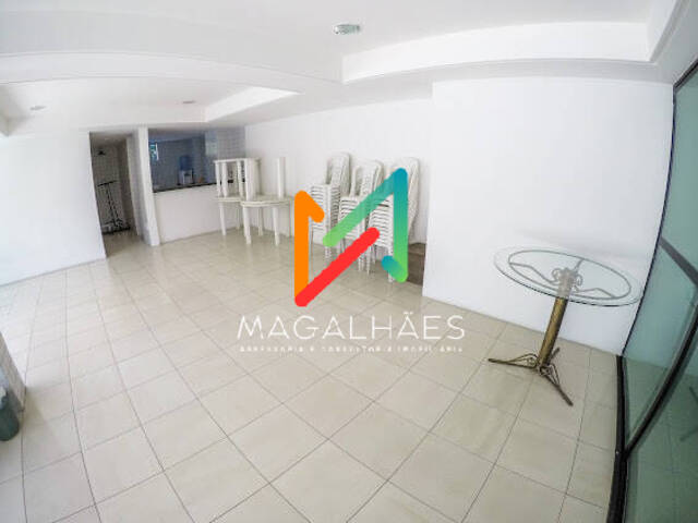 #452 - Apartamento Usado para Venda em Recife - PE