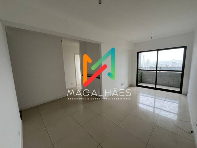 #490 - Apartamento Usado para Venda em Recife - PE