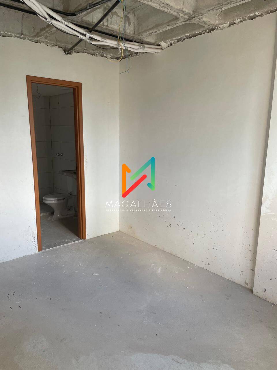 Apartamento à venda com 4 quartos, 134m² - Foto 4