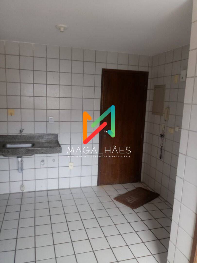 Apartamento à venda com 3 quartos, 87m² - Foto 3