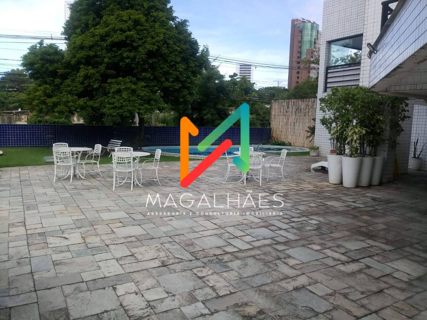 Apartamento à venda com 3 quartos, 87m² - Foto 10