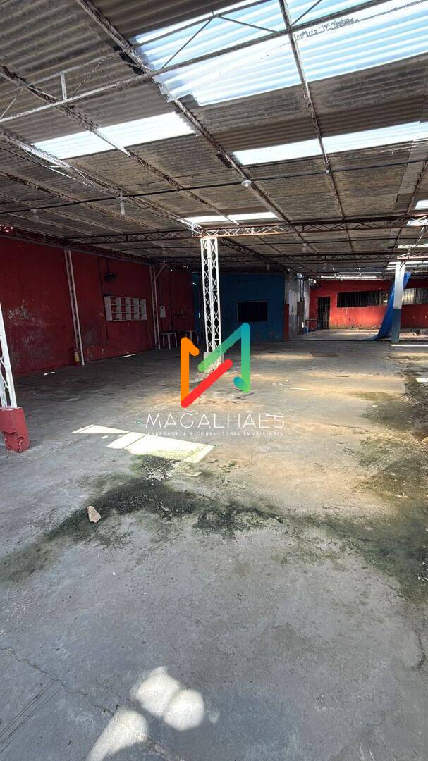 Depósito-Galpão-Armazém para alugar, 825m² - Foto 1