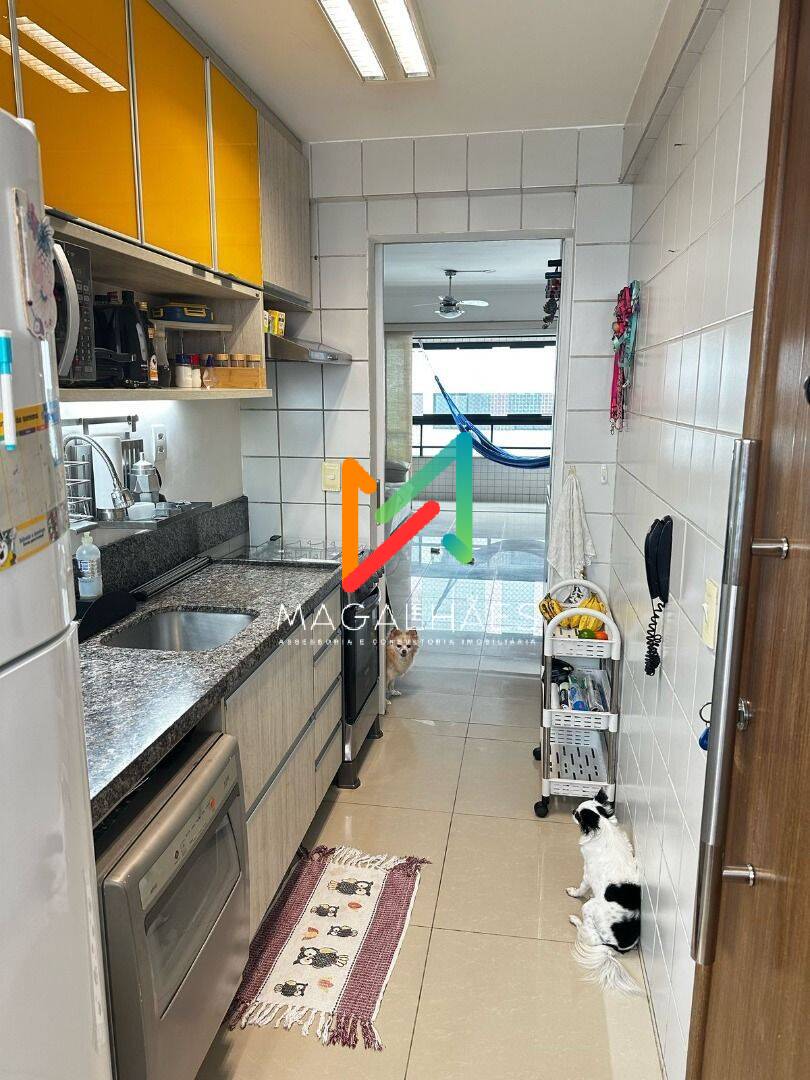 Apartamento à venda com 3 quartos, 90m² - Foto 2