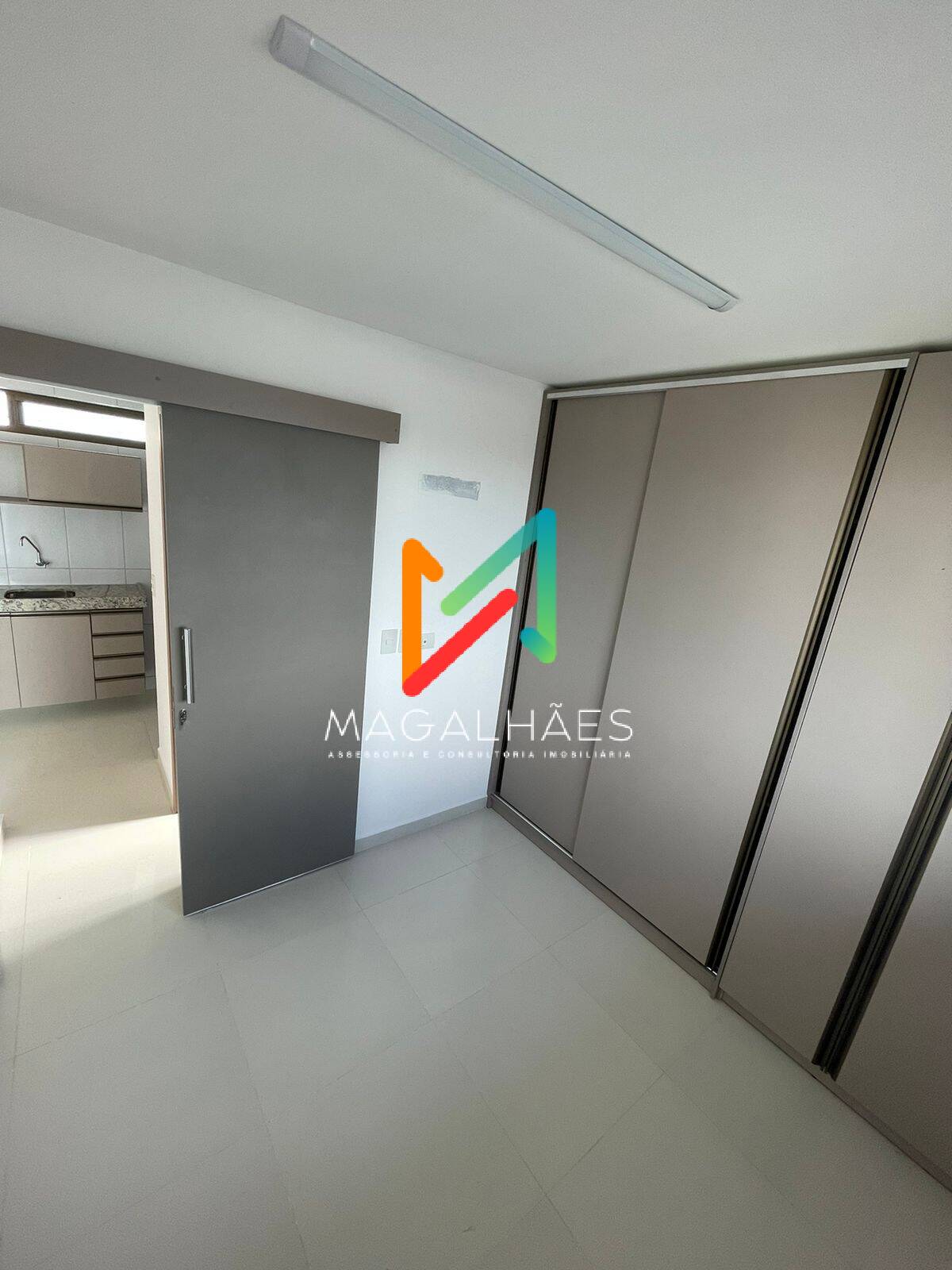 Apartamento à venda com 1 quarto, 31m² - Foto 11